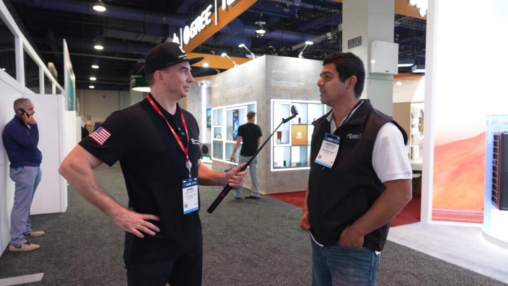 Daniel Dramshev interviews Roberto Flores of Bionic Mechanical at AHR Expo
